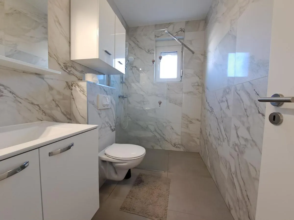 公寓 Holiday Apartman Kaštela